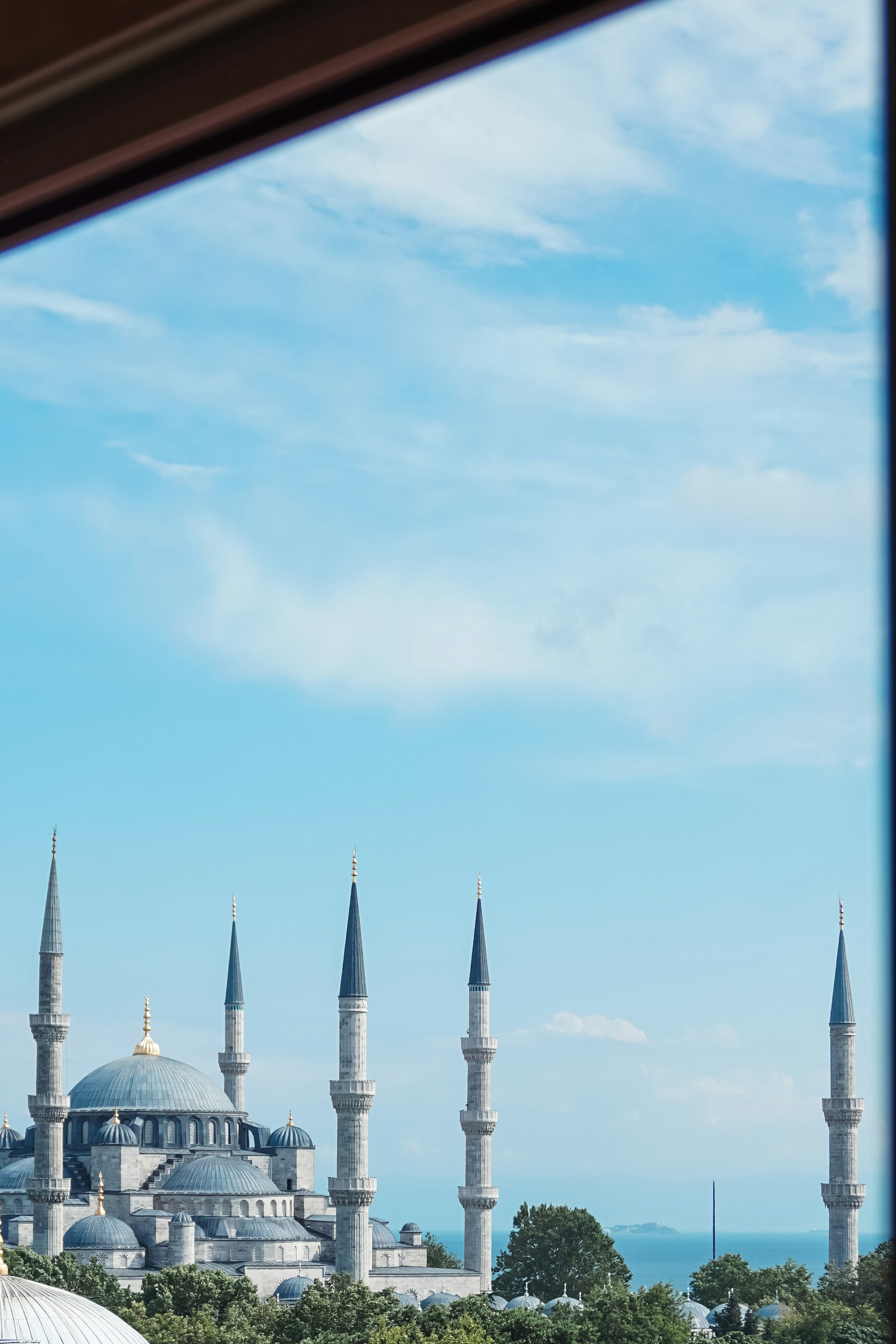 Cúpulas y minaretes de la Mezquita Azul de Estambul